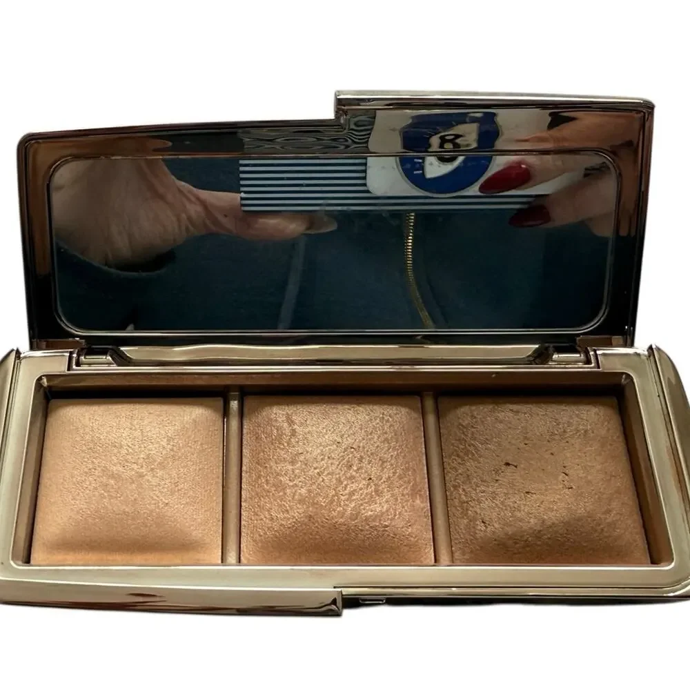 Hourglass Ambient Lighting Palette Volume II - Authentic - Excellent Condition - Picture 2 of 4